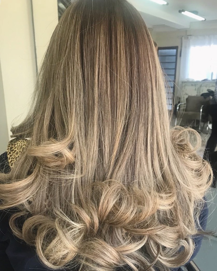 Ombre Hair loiro areia  cabelo cabeleireiro(a)