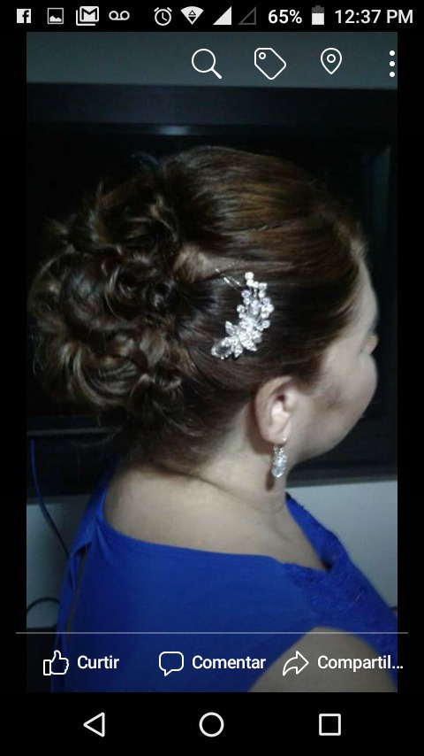 Penteado coque despojado cabelo cabeleireiro(a)