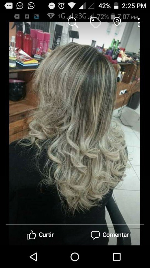 Luzes cabelo cabeleireiro(a)