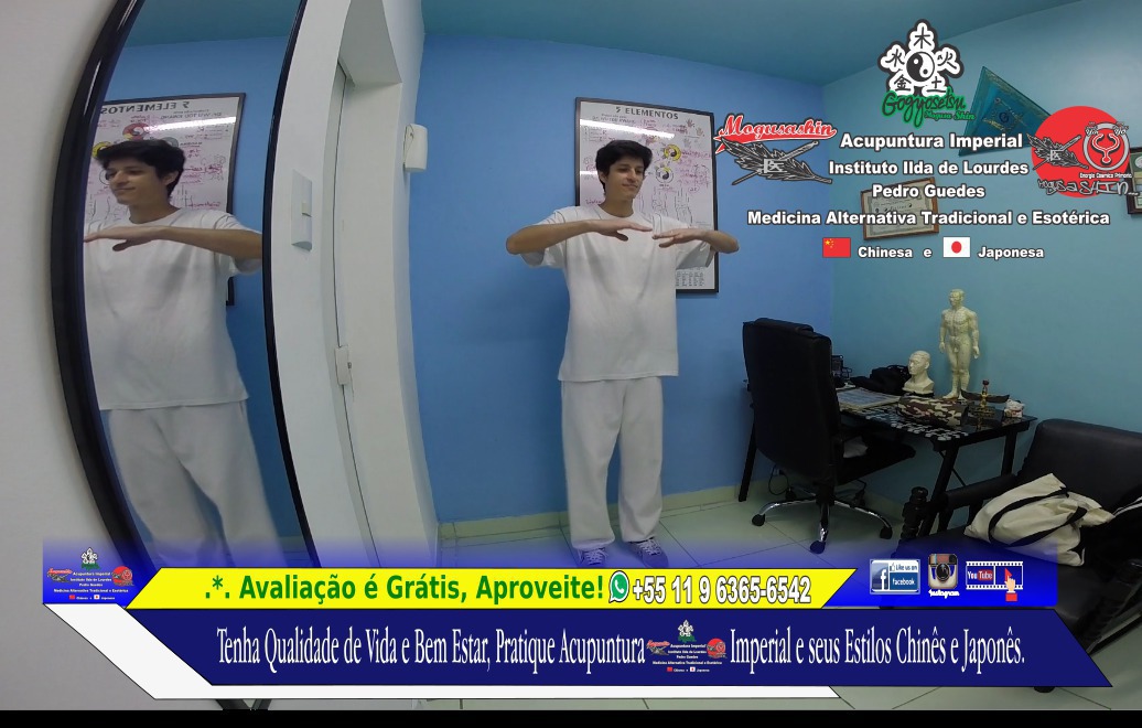 O Xiang Gong é uma prática de origem budista zen (chan) e consiste na realização de exercícios com finalidade terapêutica. O treinamento tem como base o conhecimento sobre 12 meridianos de acupuntura, especialmente os seis que correm pelos braços e mãos e seis que correm pernas e pés. A movimentação nesses trajetos tem a ação de desbloquear os caminhos da energia vital, estimulando o nosso olfato para aromas existentes no universo.  outros acupunturista docente / professor(a)