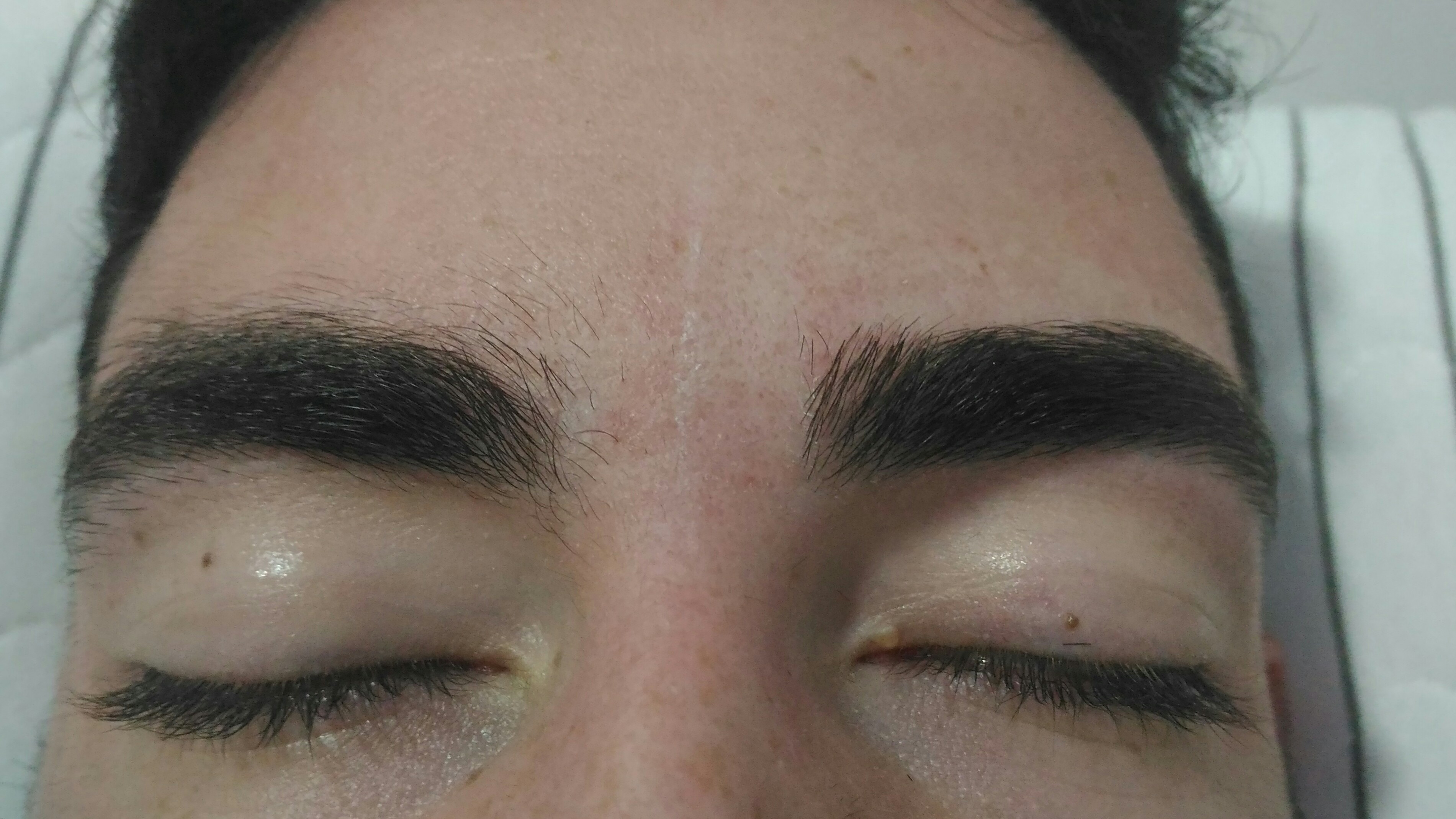 Design sobrancelha masculina. outros designer de sobrancelhas micropigmentador(a) dermopigmentador(a) maquiador(a) depilador(a) estudante (esteticista)