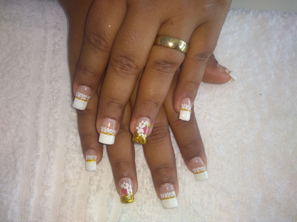 Unhas em #Gel decoradas unha cabeleireiro(a) manicure e pedicure designer de sobrancelhas