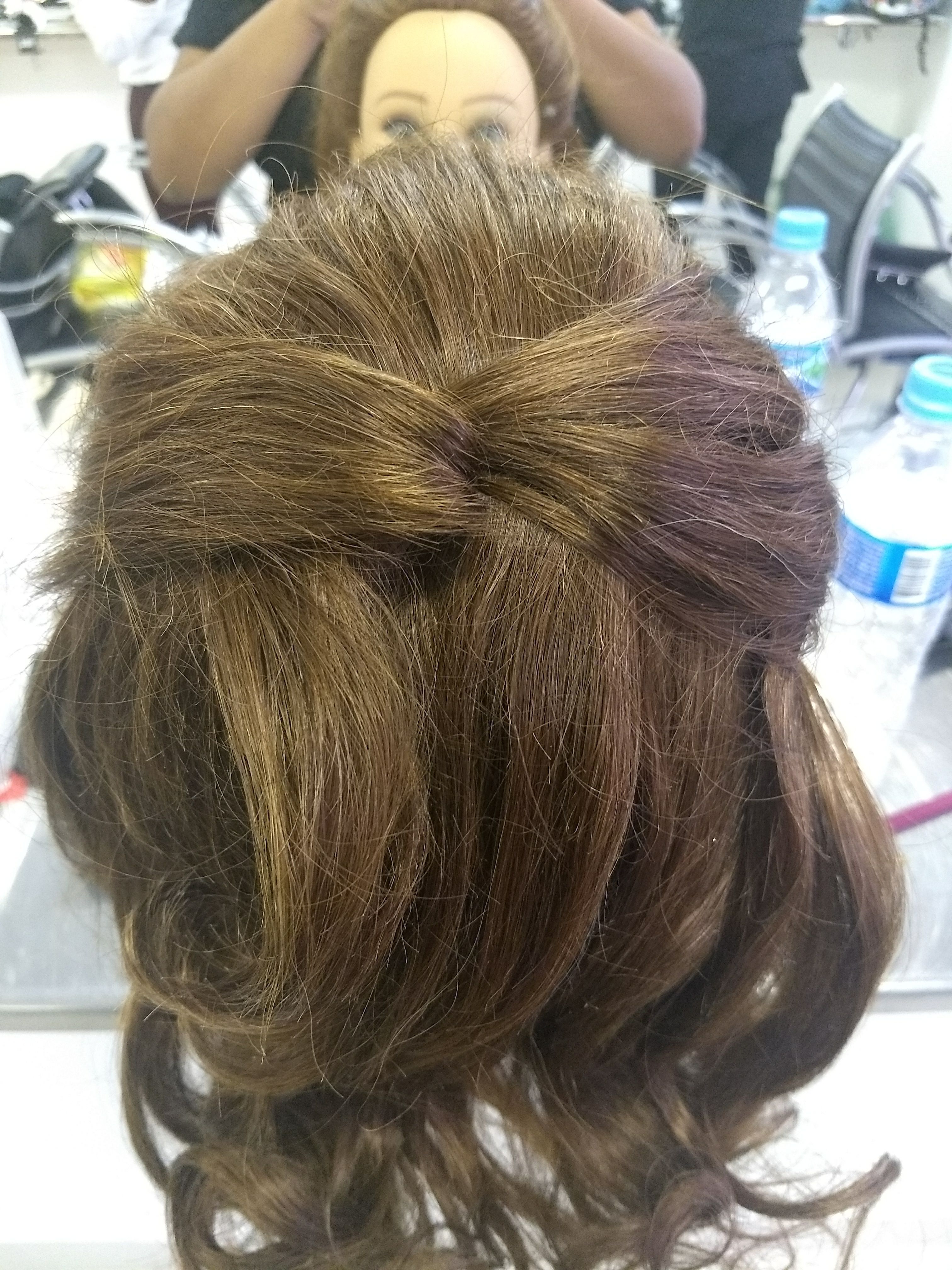 Penteados cabelo auxiliar cabeleireiro(a) escovista