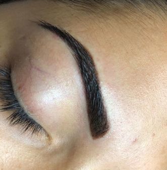 Designer sobrancelha #belezasemidade #designer #sobrancelha estética esteticista dermopigmentador(a) designer de sobrancelhas micropigmentador(a)