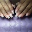 Manutenção de unha de gel.
