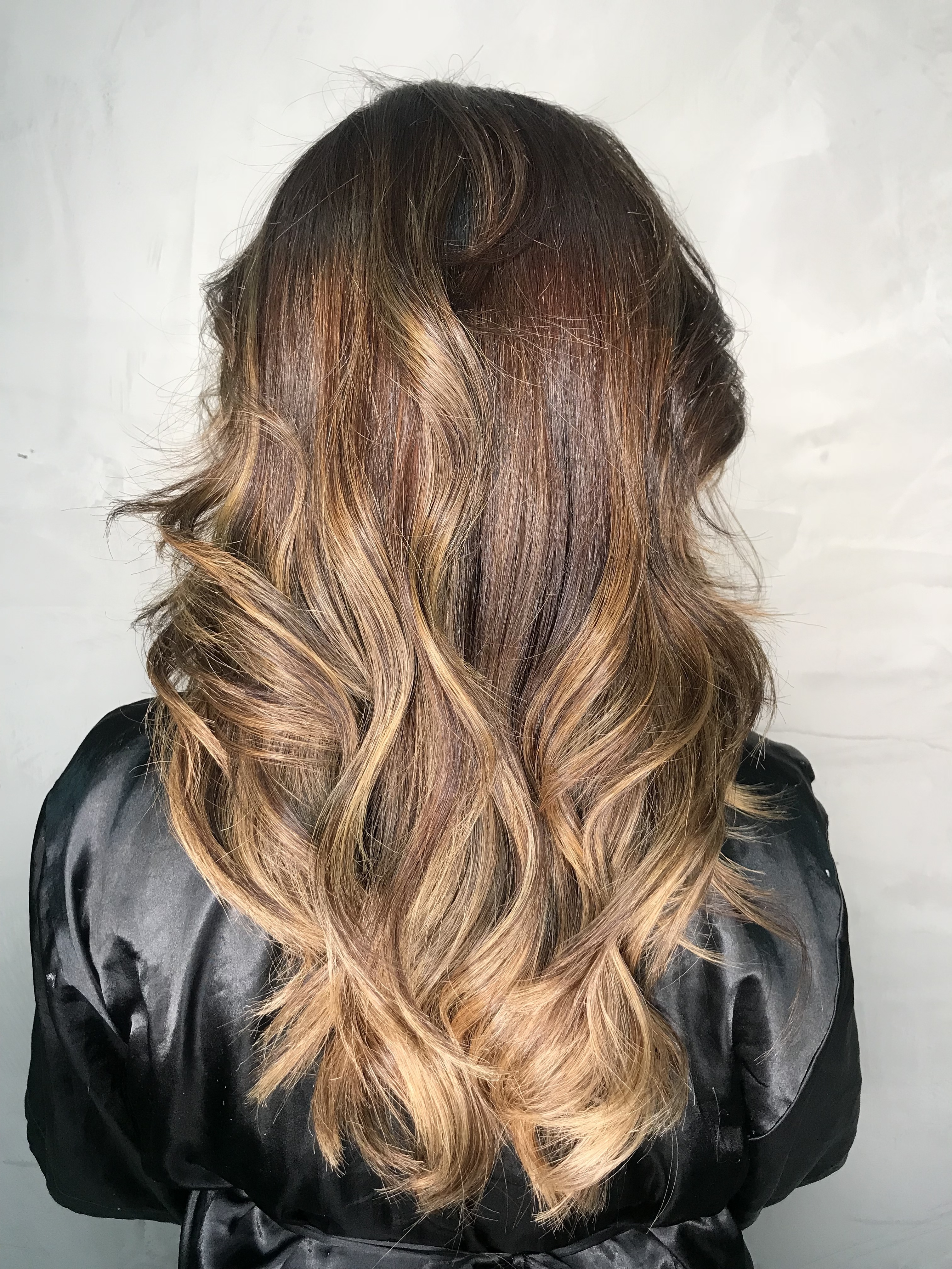 cabelo cabeleireiro(a) maquiador(a)
