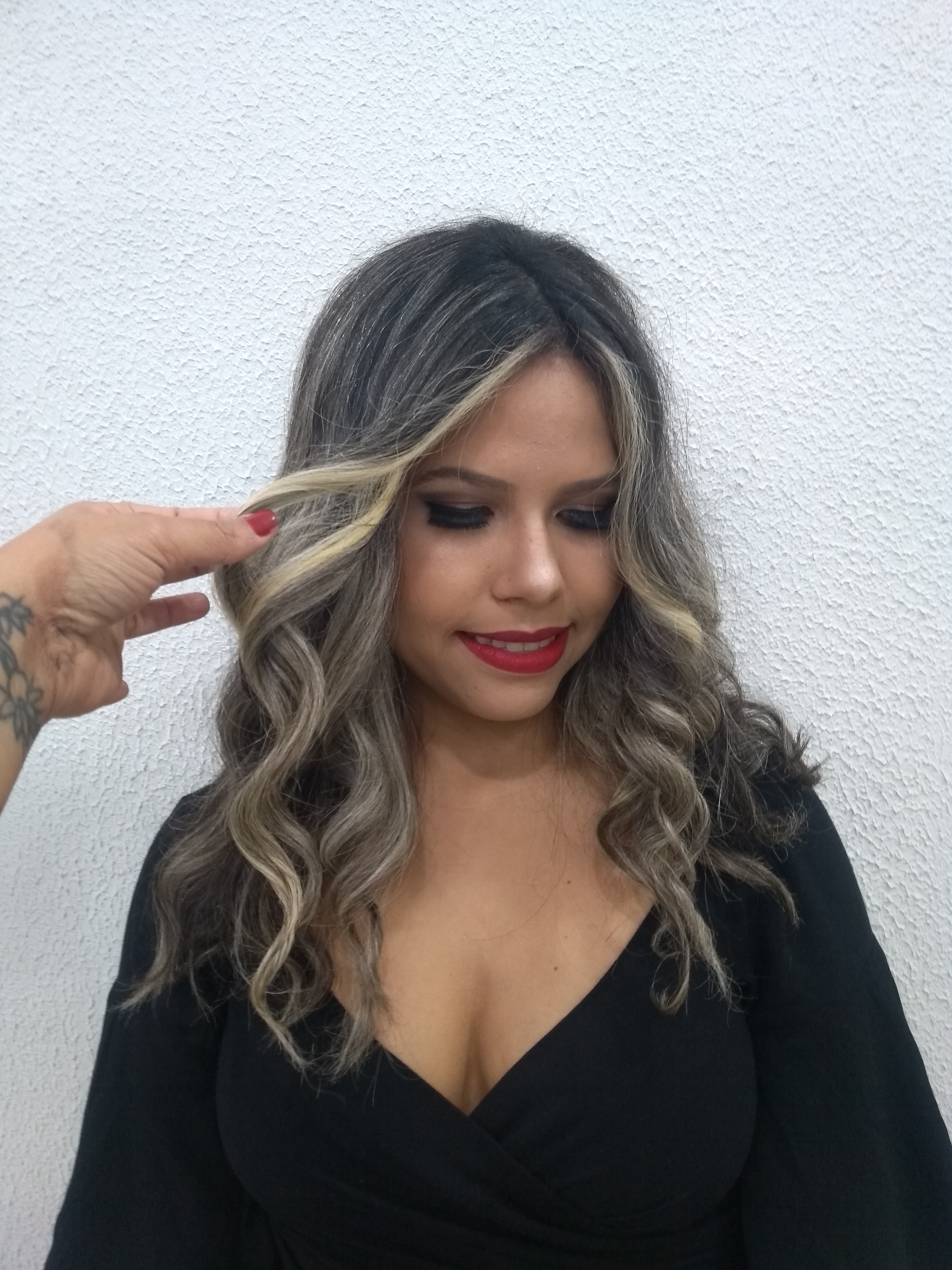 Mechas maravilhosa, amor pelo que faço sempre!!! cabelo cabeleireiro(a) stylist / visagista gerente