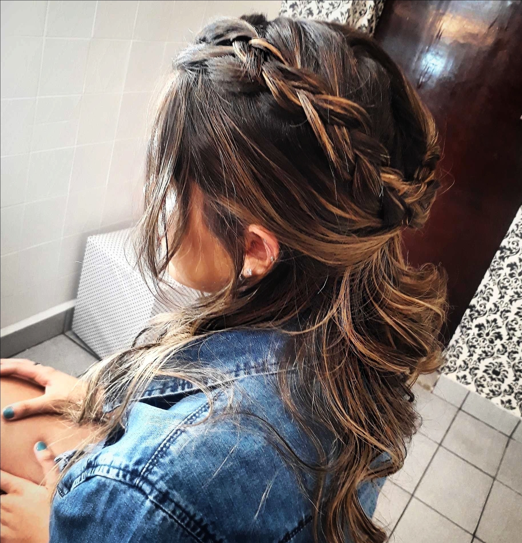 #penteadomadrinha #penteadoformatura #formatura #penteado #madrinha #penteadosemipreso #penteadotrança #tranças  cabelo maquiador(a)