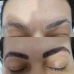 Design de sobrancelha com aplicação de henna
