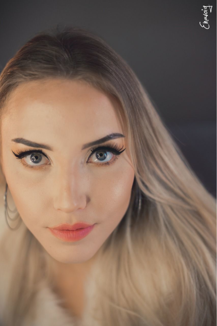 Essa é uma Maquiagem Express, feita para um ensaio fotográfico... Instagram @m.makebeautyartist maquiagem maquiador(a)