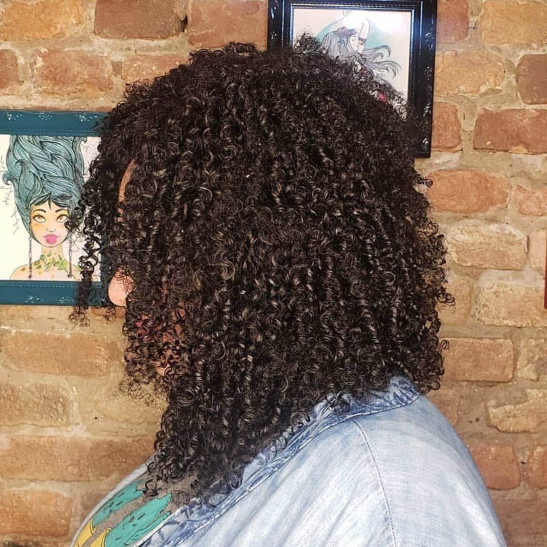 Fitagem cabelo maquiador(a) auxiliar cabeleireiro(a)