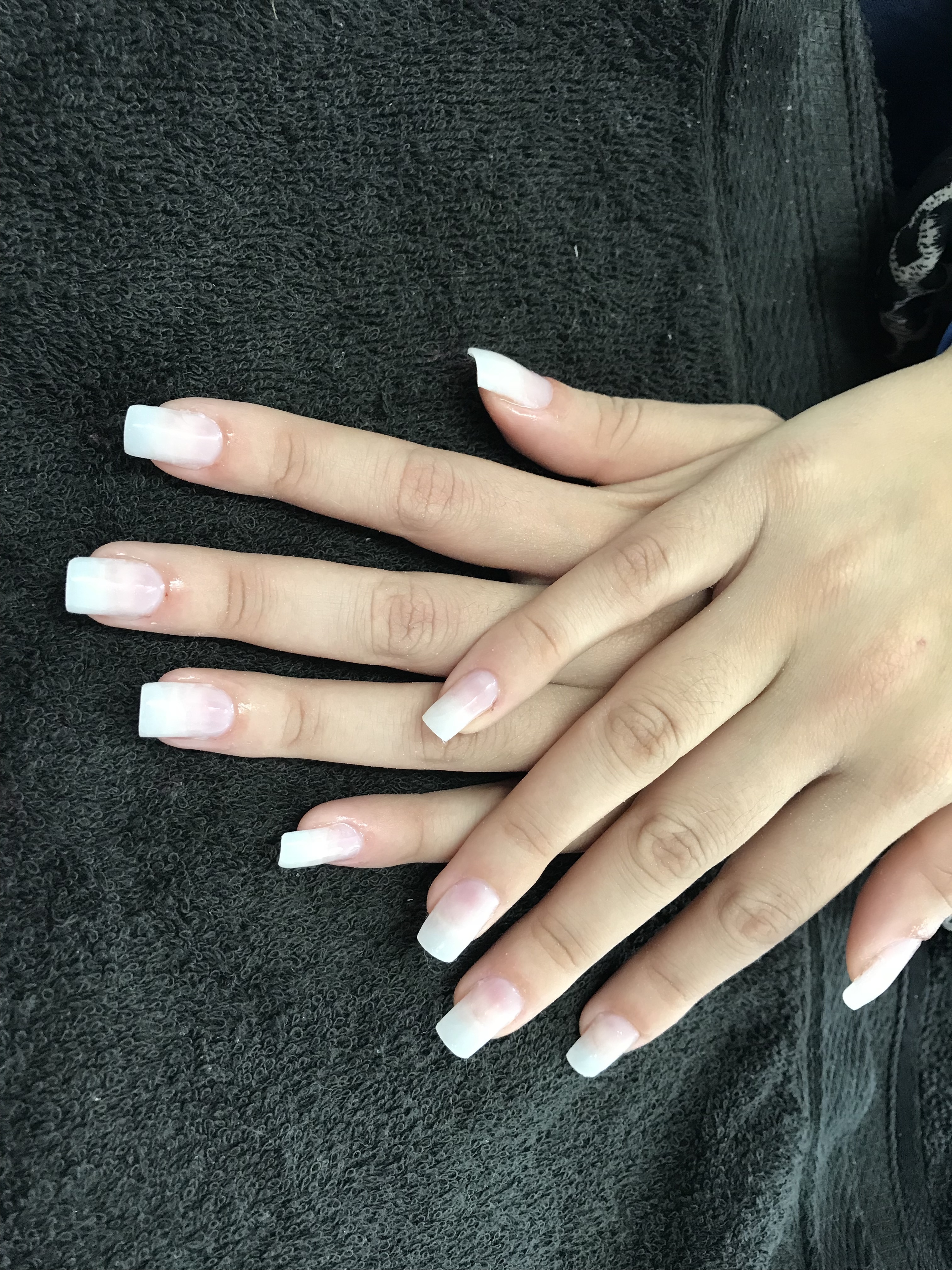 Unha em gel unha recepcionista manicure e pedicure designer de sobrancelhas