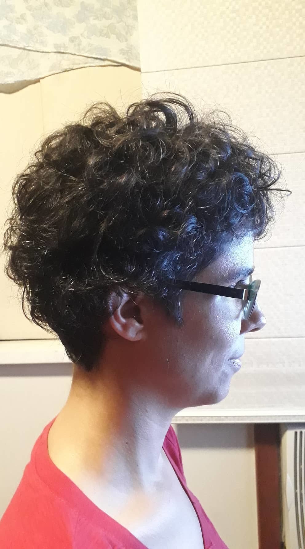 curto com volume. cabelo cabeleireiro(a)