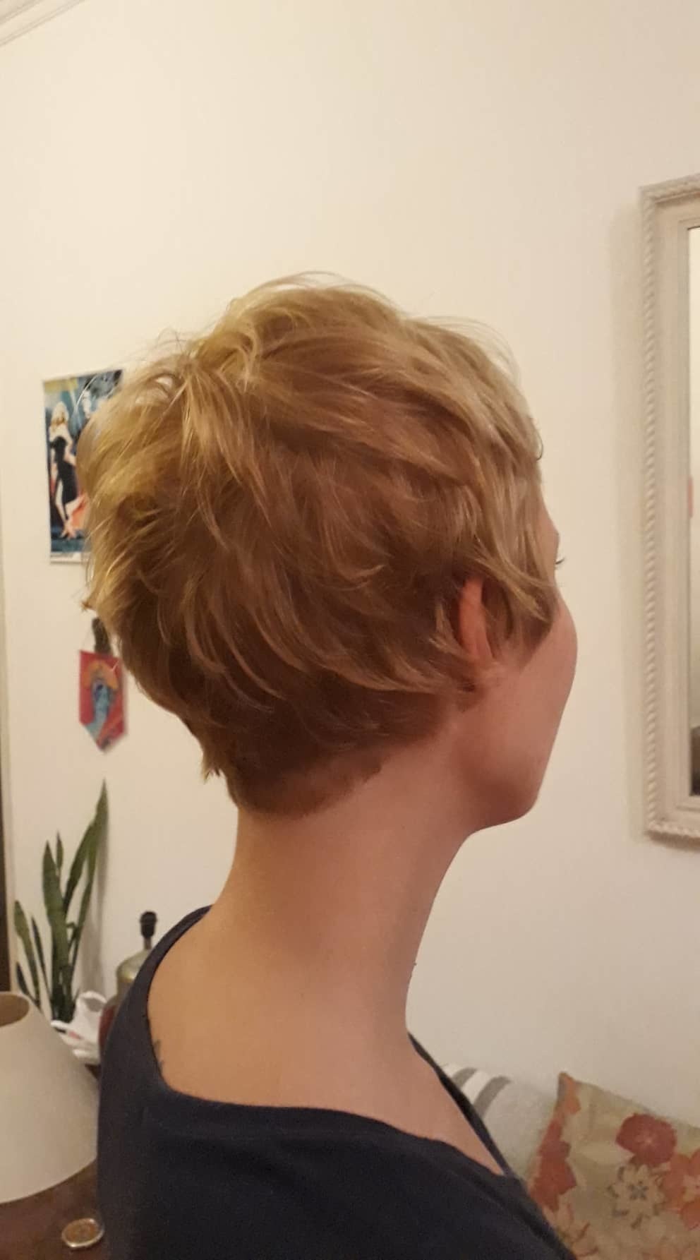 curto com nuca batida cabelo cabeleireiro(a)