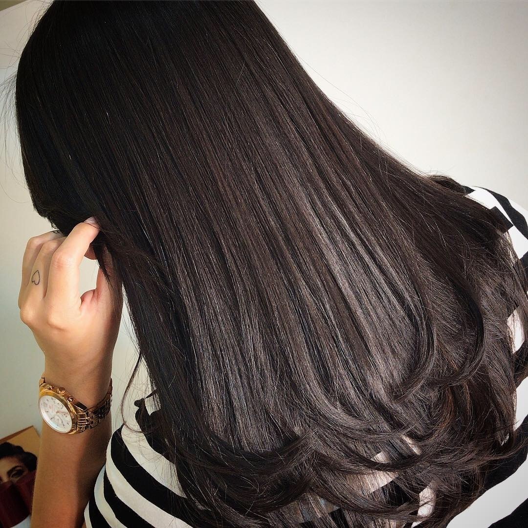 Escova progressiva e Corte cabelo cabeleireiro(a) designer de sobrancelhas maquiador(a)