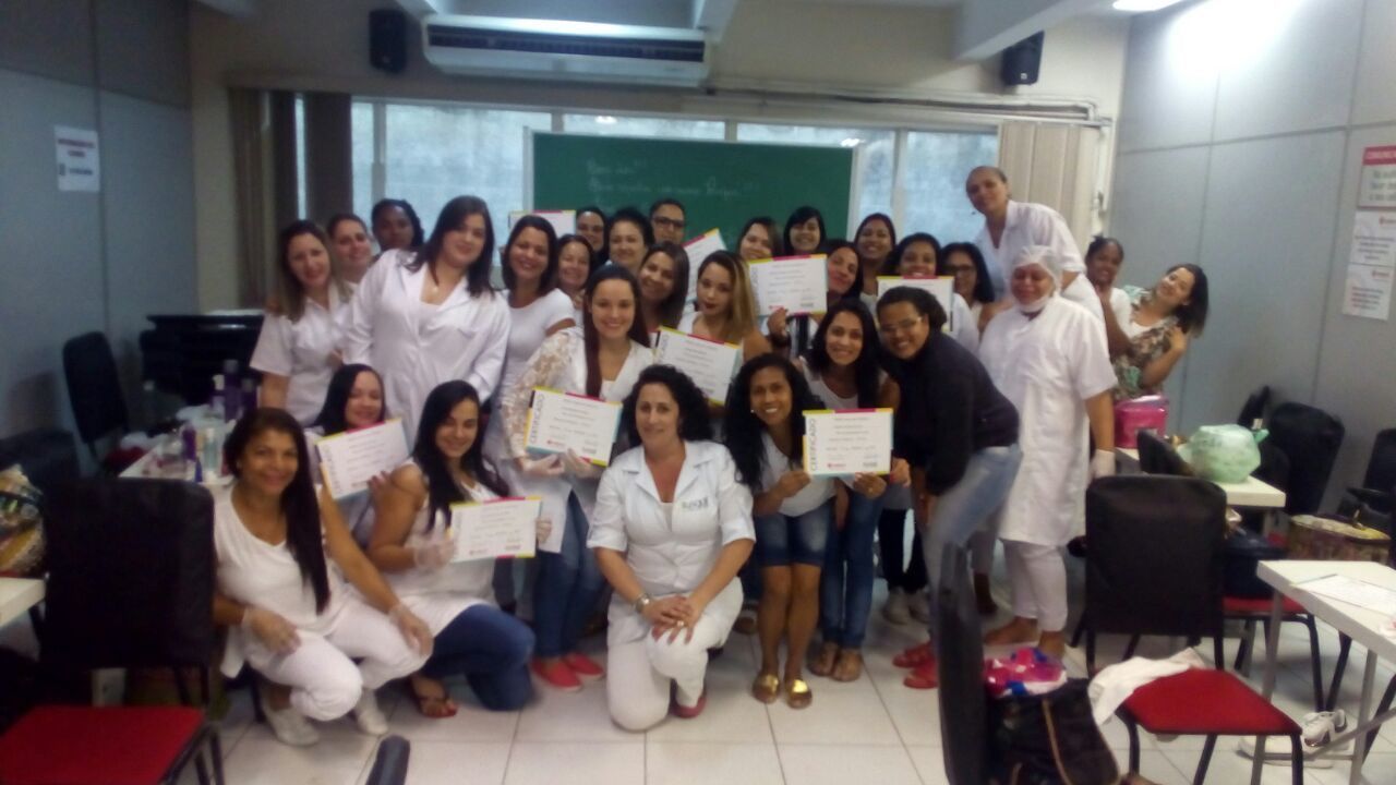 Curso manicure e pedicure Risquè concluído😉👉💅 unha esteticista manicure e pedicure designer de sobrancelhas