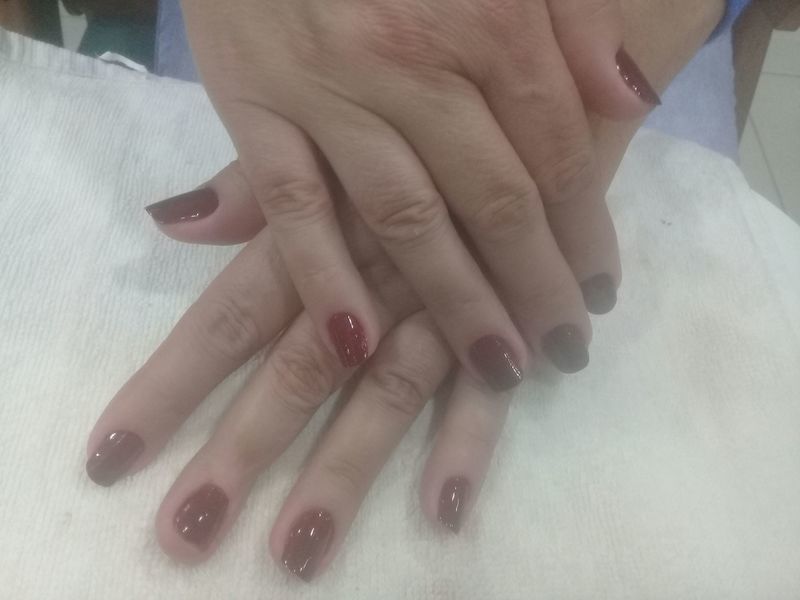 unha manicure e pedicure recepcionista