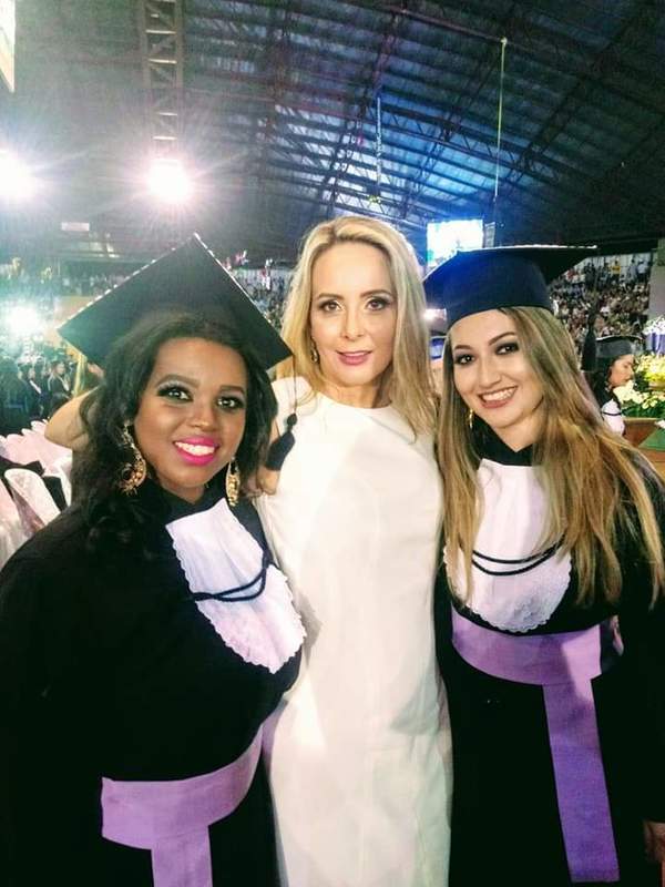 Colação de grau. estética esteticista