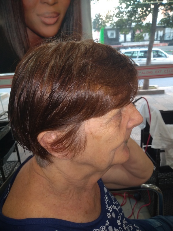 Corte cabelo auxiliar cabeleireiro(a)