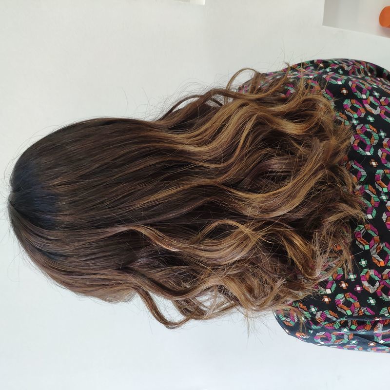 cabelo cabeleireiro(a) maquiador(a)