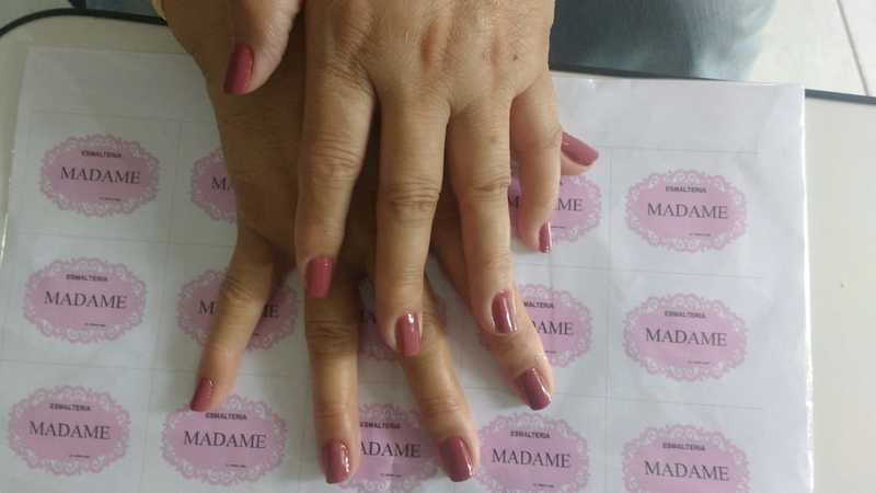 unha manicure e pedicure recepcionista