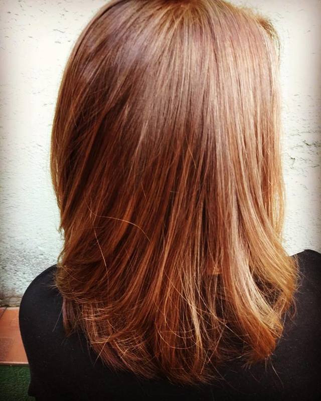 COLORAÇÃO E ESCOVA  cabelo cabeleireiro(a)