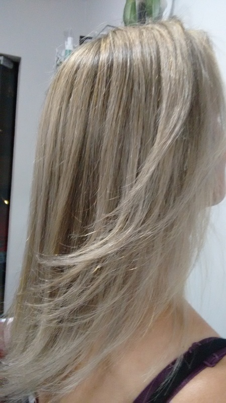 Luzes + tratamento + finalização
#LouroTratado  cabelo cabeleireiro(a)