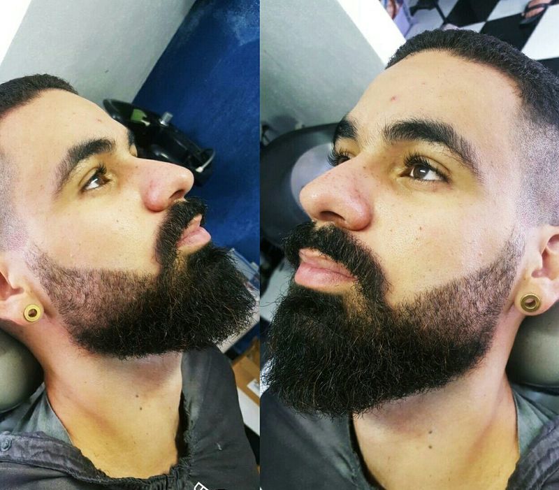 Barba degredê. outros barbeiro(a)
