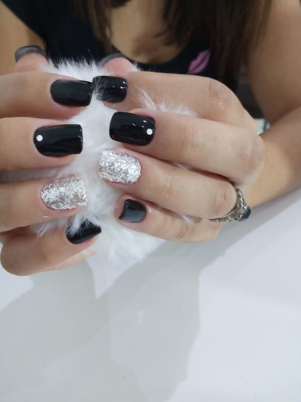 unha manicure e pedicure