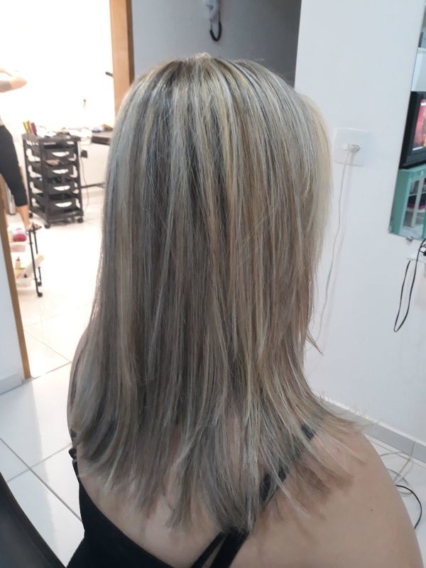 Alongamento de cabelo feminino em Jundiaí, SP