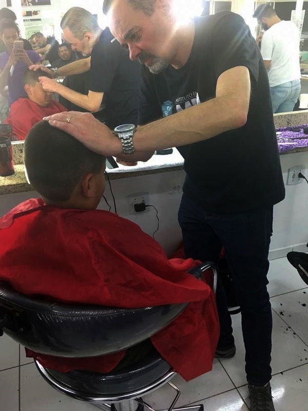 cabelo barbeiro(a) cabeleireiro(a)