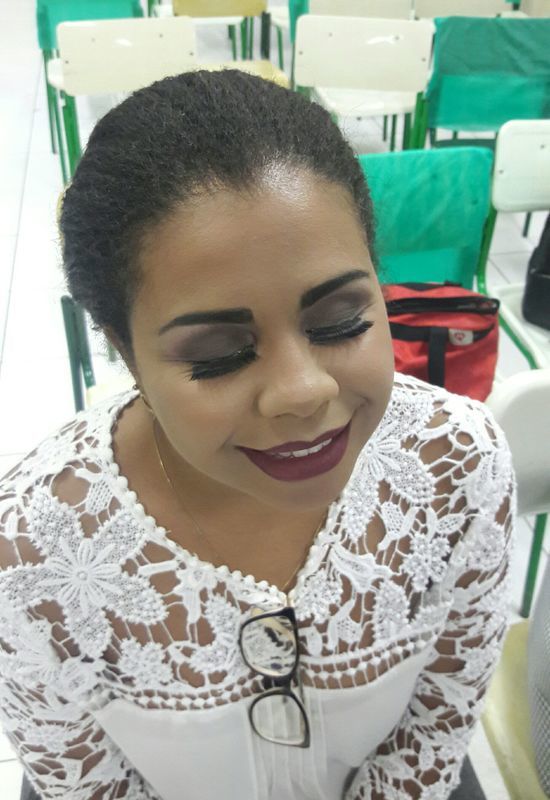 maquiagem cabeleireiro(a) manicure e pedicure