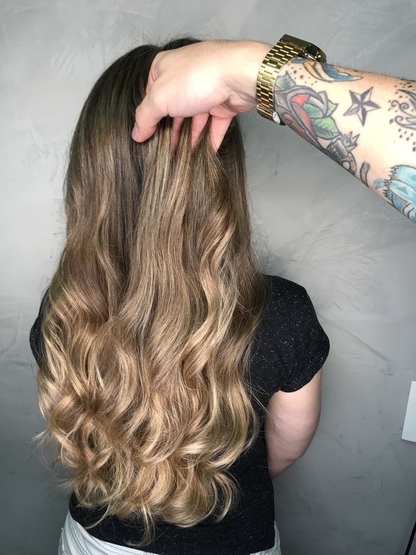 cabelo cabeleireiro(a) maquiador(a)