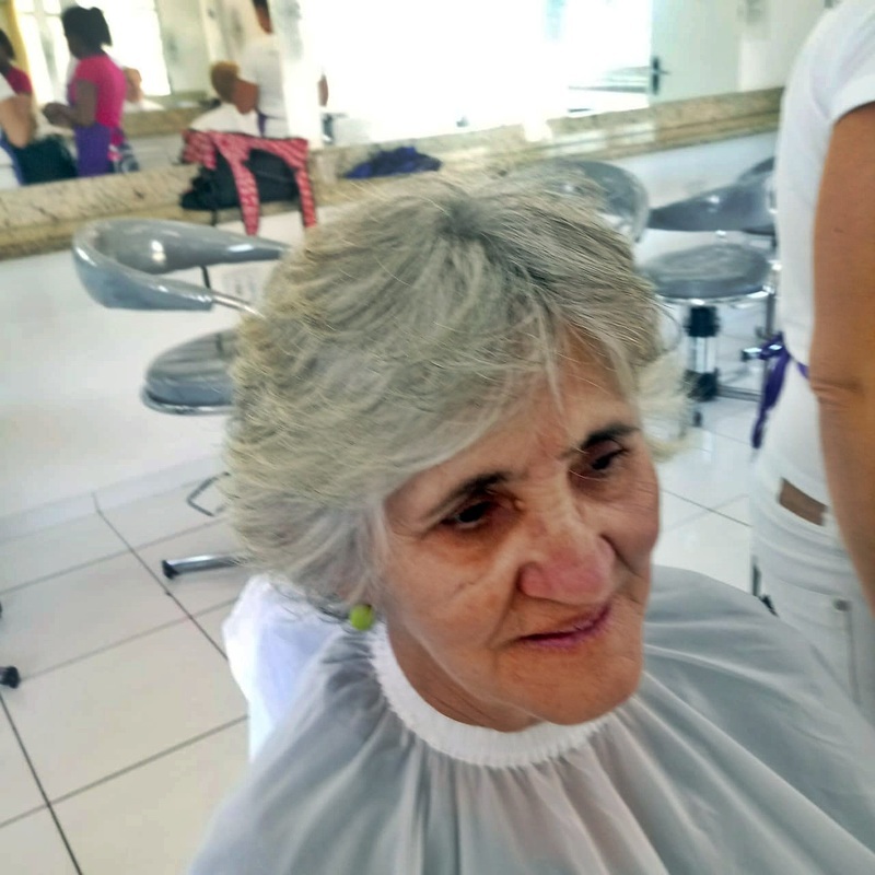 cabelo barbeiro(a) cabeleireiro(a)