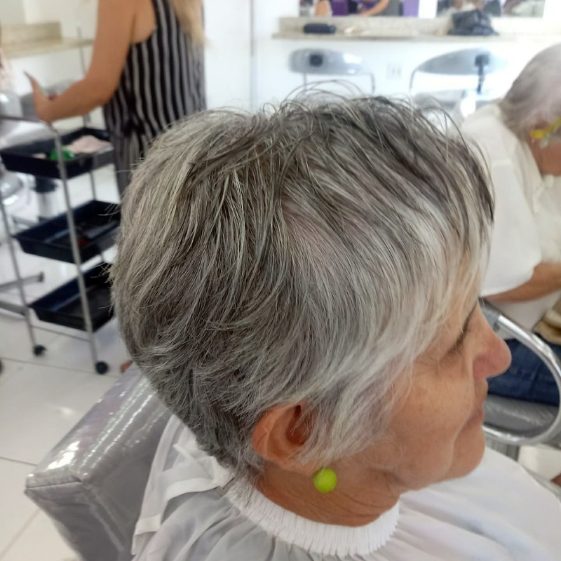 cabelo barbeiro(a) cabeleireiro(a)