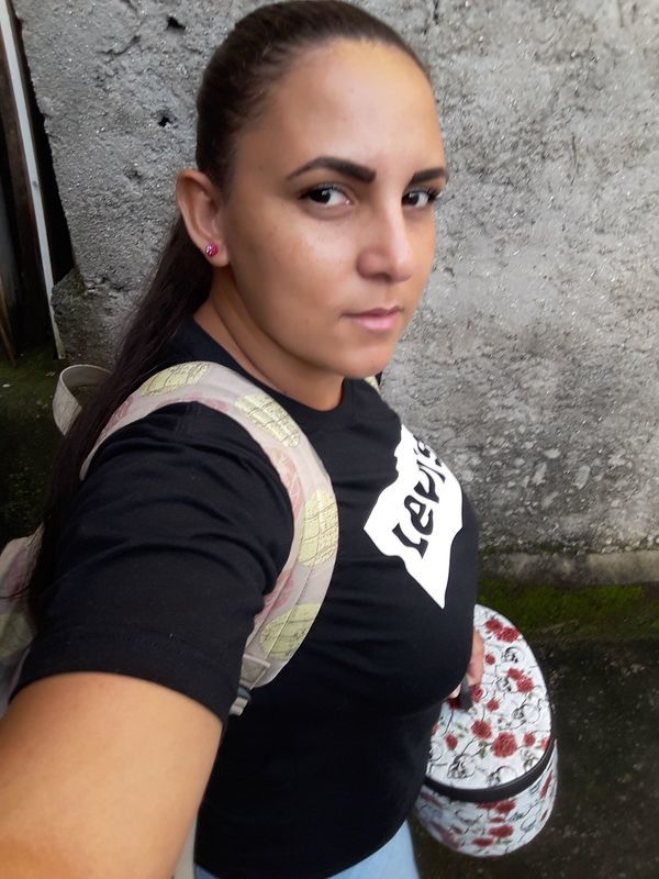 Home care, bora!! unha esteticista manicure e pedicure designer de sobrancelhas