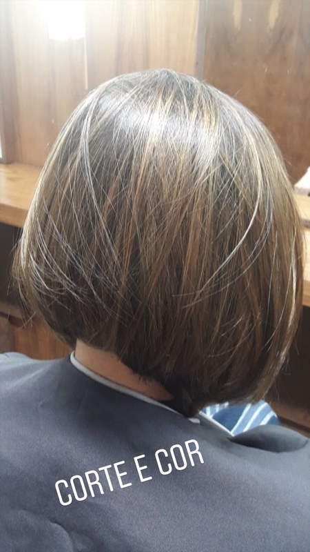 Corte e cor.  #morenailuminada #cutbob #bluntcut #cabelos cabelo cabeleireiro(a)
