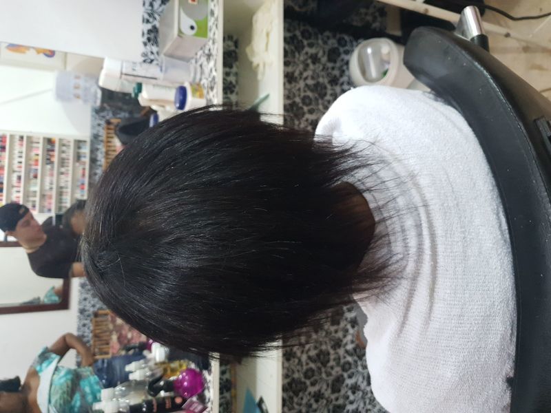 Cabelo com pontas finas e danificado por diversas químicas e outros métodos de alongamento ! Veja o depois ... cabelo cabeleireiro(a)