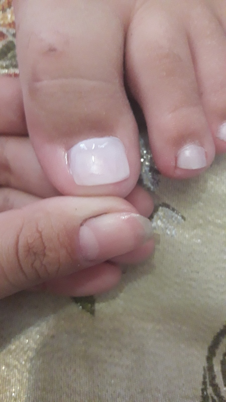 Reconstrução com gel  unha manicure e pedicure