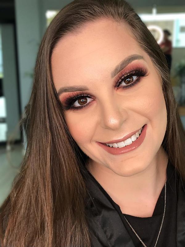 #nathalyferrarimake maquiagem maquiador(a) designer de sobrancelhas