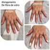  A fibra de vidro tem muitos benefícios:

- Leve
- Flexível
- Resistente a impactos

Essa fibra de vidro é mais fina e com isso o acabamento fica mais natural possível. 
#fibradevidro #ahazou #unha #manicure #ednai
#mooca #nails #love #nailpro #likforlik