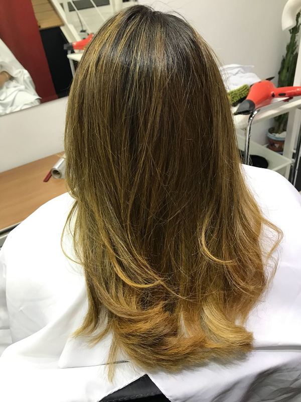 Mechas sombré, by ValStudio. Um trabalho delicado, minucioso, e extremamente recompensador. 

#loreal #joico #kerastase #blond #ombrehair #loira #especialistaemloiras #wellaprofessionals #sombré #schwarzkopf #valstudio cabelo cabeleireiro(a)