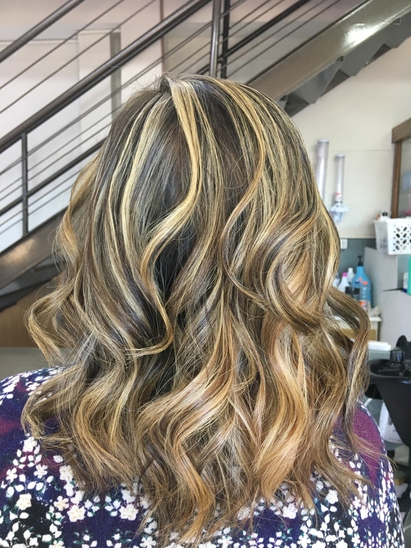 #mixtonsquentes #tonsdeinverno #blondhair #ballayagetonsquentes #haircolor #luzesdouradas  cabelo cabeleireiro(a)