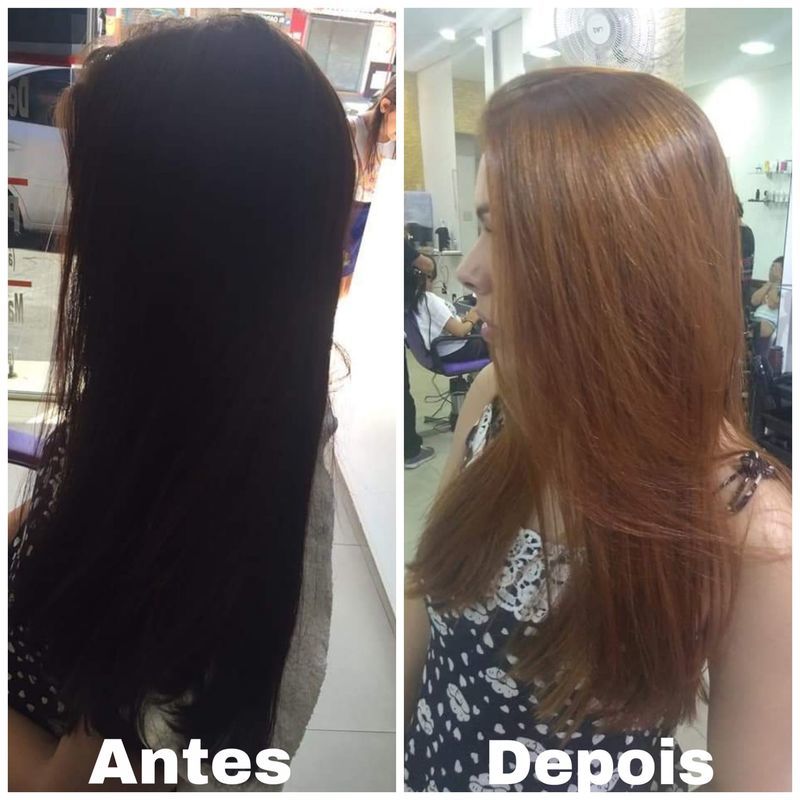 Antes um cabelo escuro, deixando a cliente com um visual mais sério e comum. Então resolvi fazer um processo para remover a tonalidade escura preservando a estrutura e saúde  dos fios, e fiz este tom mais quente, um tom de acobreado mais suave. cabeleireiro(a) maquiador(a)