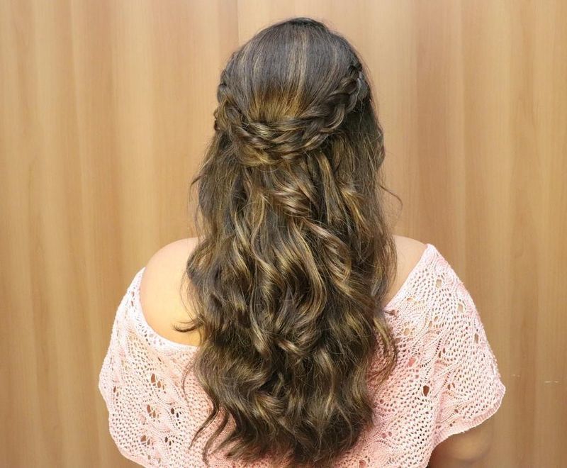 Penteados cabeleireiro(a) consultor(a) stylist / visagista maquiador(a)