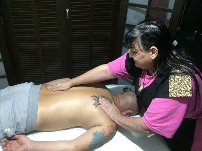 alongamento outros massoterapeuta aromaterapeuta quiropraxista acupunturista outros