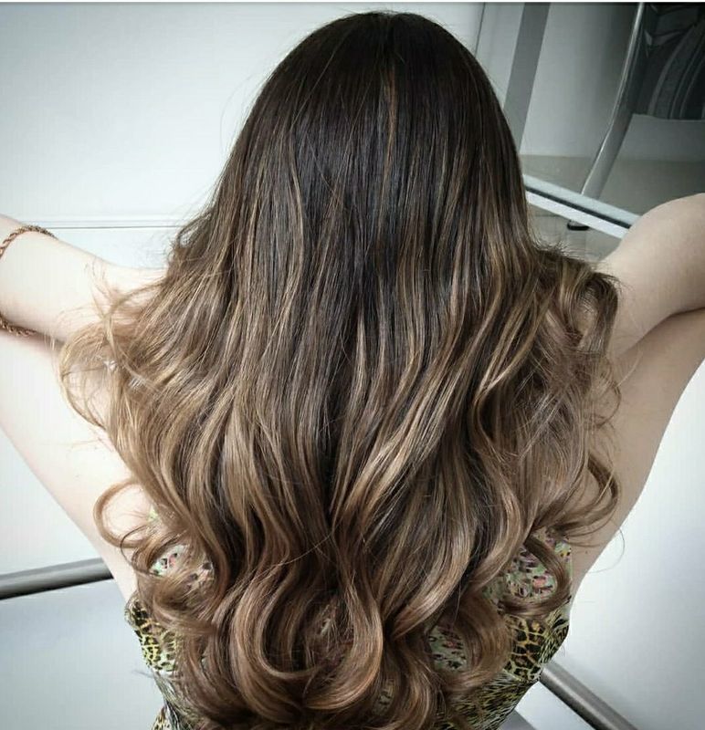 Sombre hair cabeleireiro(a) maquiador(a) designer de sobrancelhas stylist / visagista