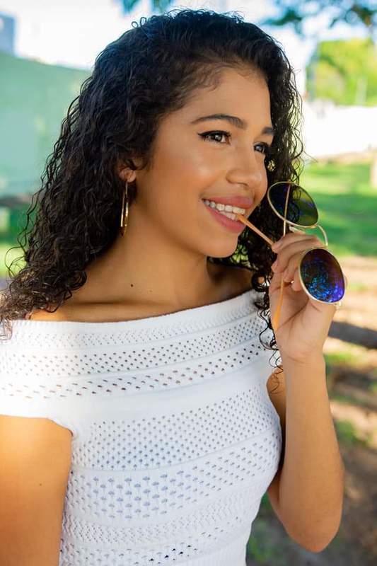 Maquiagem para ensaio fotográfico de debutante maquiagem maquiador(a)