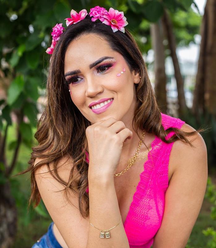 Ensaio de Carnaval Márcia Castro Semijoias (2019). Fotografia: Alysson Marques. maquiagem maquiador(a)