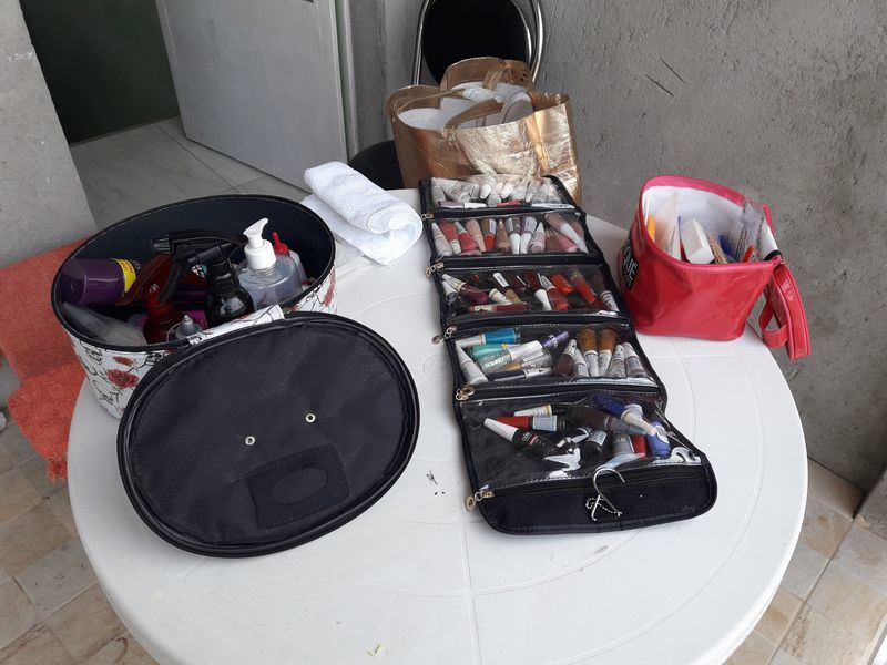 Um kit... é um kit!! Home care ✌ unha esteticista manicure e pedicure designer de sobrancelhas